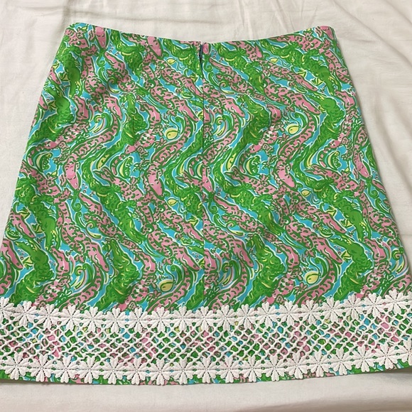 Lilly Pulitzer Chomp Chomp Gator Print Skirt Pink Green Lace size 4 - Picture 7 of 7
